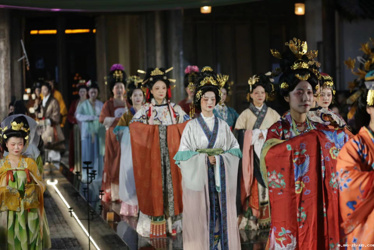 《中华文脉，共赏汉服之美——终南山汉服文化传承与产业发展大会顺利召开